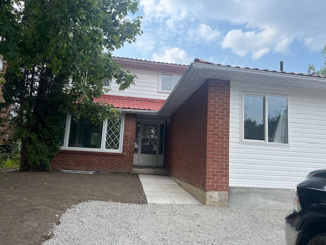 64 Collete Crescent - 4